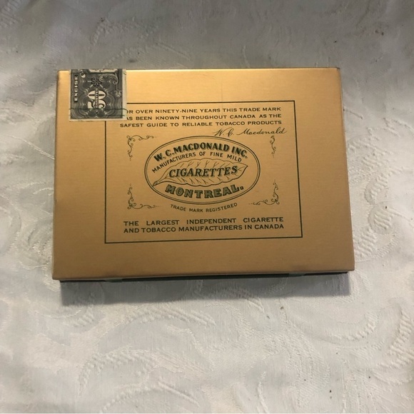 VINTAGE Macdonald's Gold Standard Cigarette Tin 6” x 4.3” - Picture 2 of 5